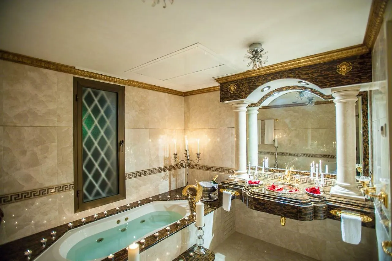 Villa Royal Roman Empire Marbella